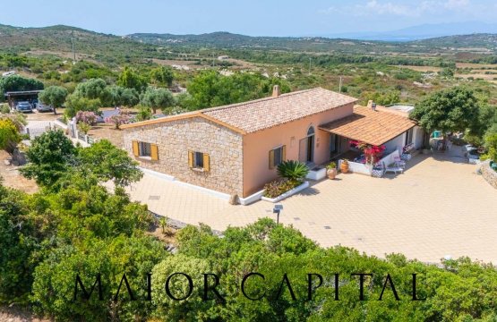 For sale Villa Countryside Santa Teresa Di Gallura Sardegna